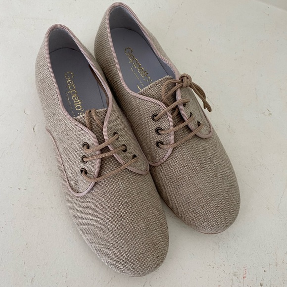 Geppetto’s kids dress shoes
